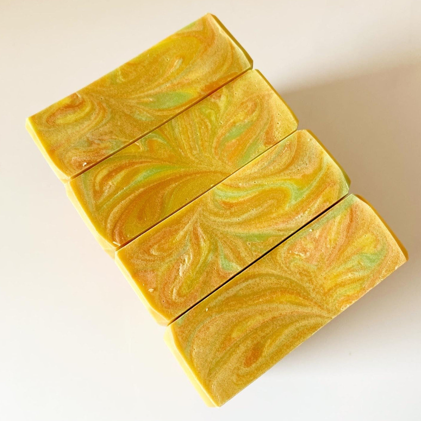 sabonetes artesanais tropicais