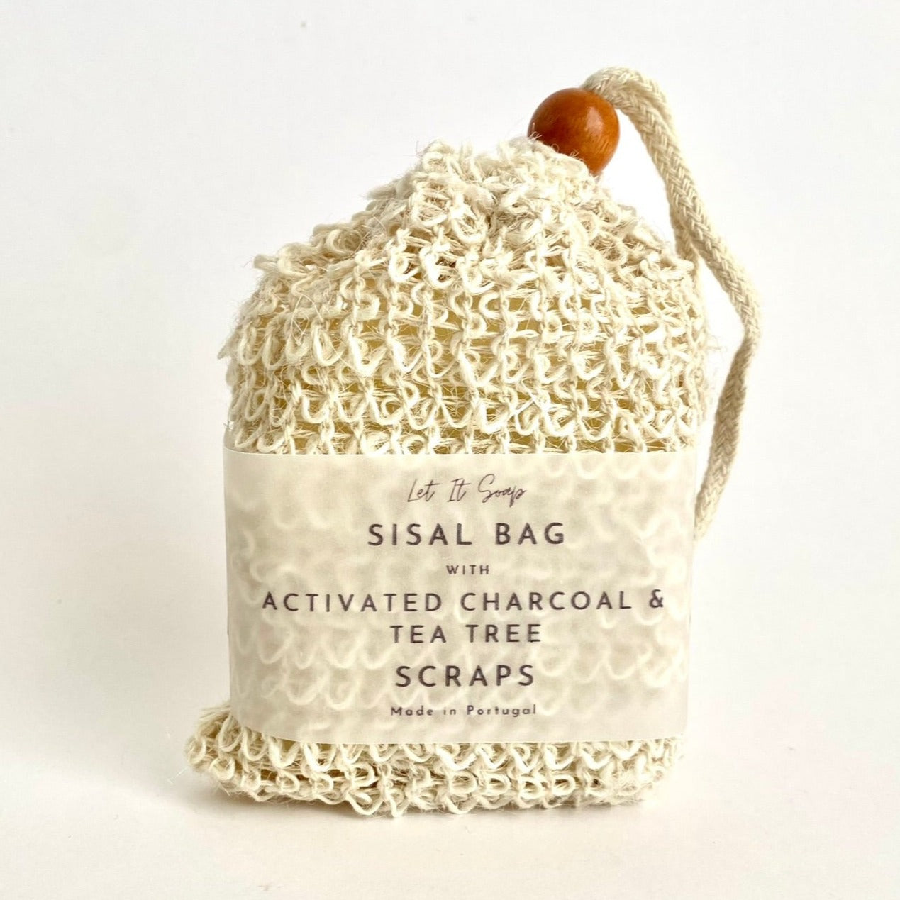 Saco de Sisal com aparas de Sabonete Activated Charcoal & Tea Tree